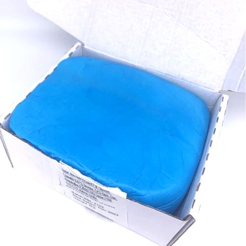 Supreme Silk Sugarpaste 1kg – Sky Blue BB10/25